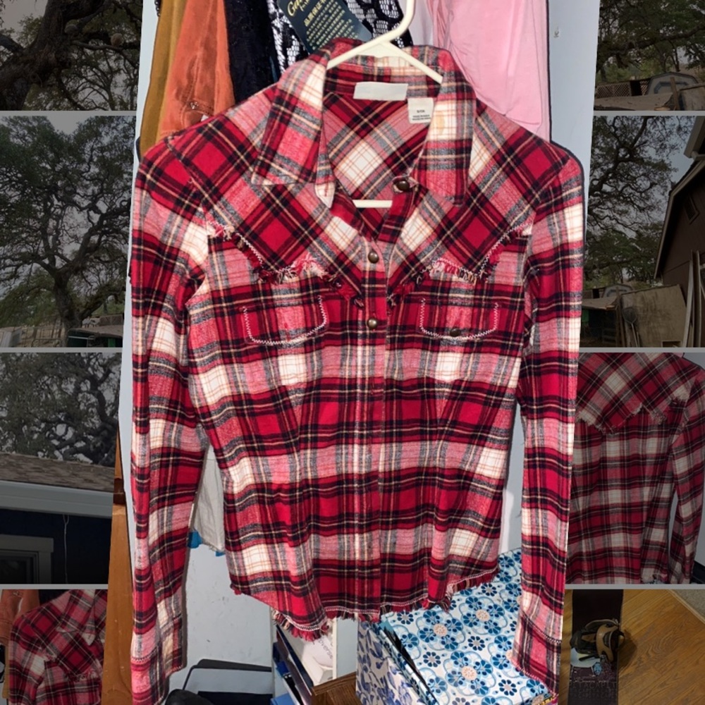 Red Flannel Women’s size small fits medium